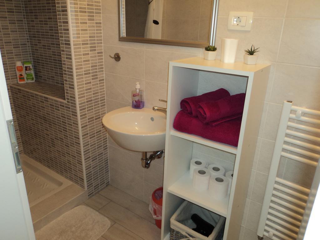 Studio Apartment Md Roč Quarto foto