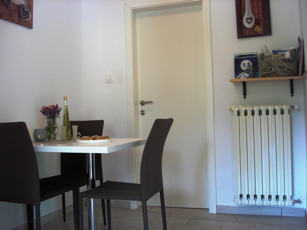 Studio Apartment Md Roč Exterior foto
