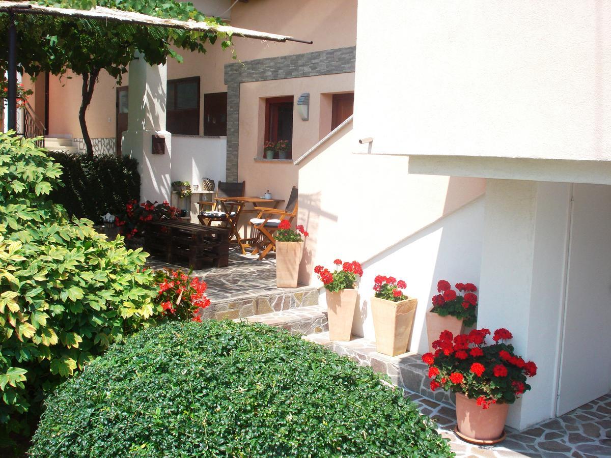 Studio Apartment Md Roč Exterior foto